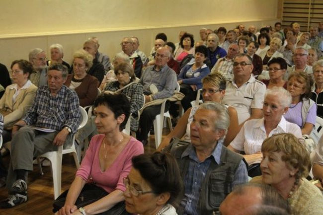 Członkowie LSM zbierają podpisy (zdjęcia)