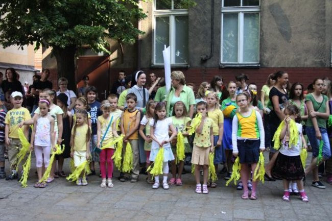 Tęczowy festyn z Marią Konopnicką (zdjęcia)