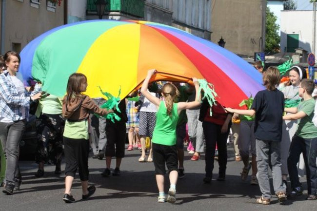 Tęczowy festyn z Marią Konopnicką (zdjęcia)