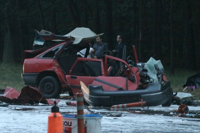 Czołówka na szosie rydzyńskiej. Pięć osób nie żyje