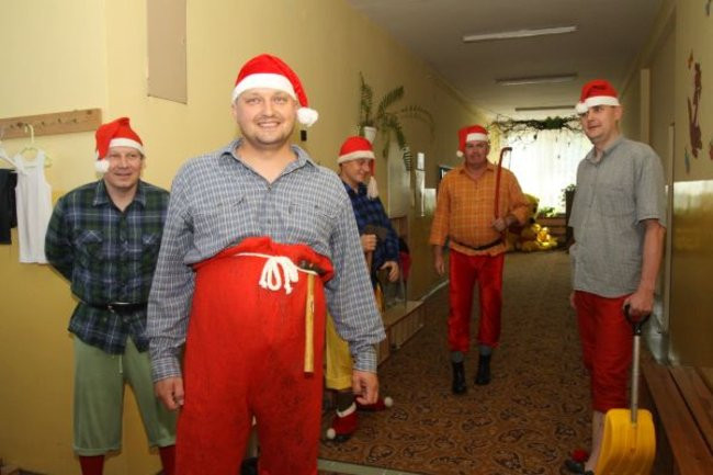 Rodzice wystawili Królewnę Śnieżkę (zdjęcia)