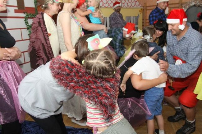 Rodzice wystawili Królewnę Śnieżkę (zdjęcia)