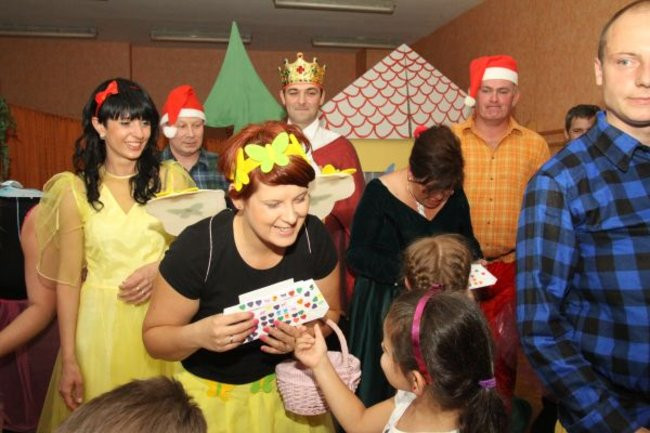 Rodzice wystawili Królewnę Śnieżkę (zdjęcia)