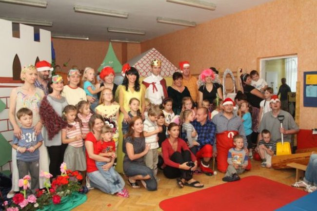 Rodzice wystawili Królewnę Śnieżkę (zdjęcia)