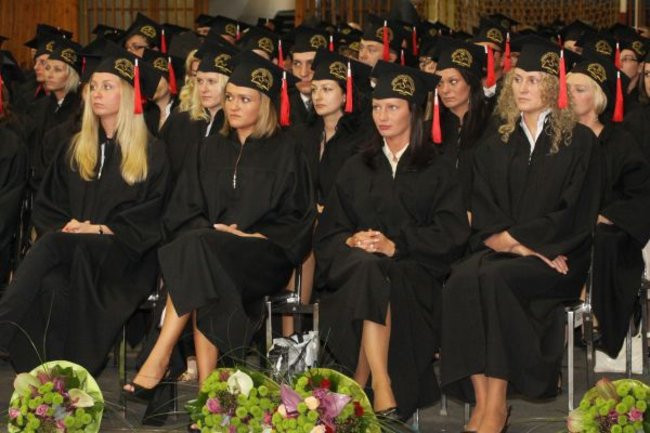 Absolutorium na WSH (zdjęcia)