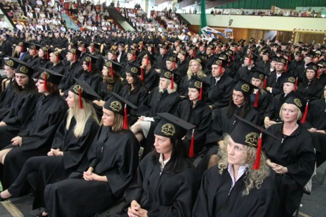 Absolutorium na WSH (zdjęcia)