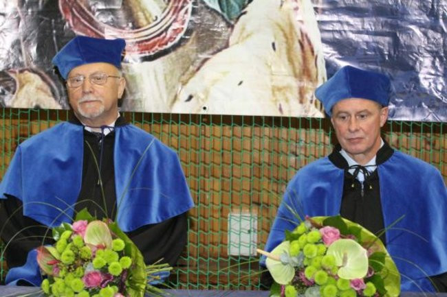 Absolutorium na WSH (zdjęcia)