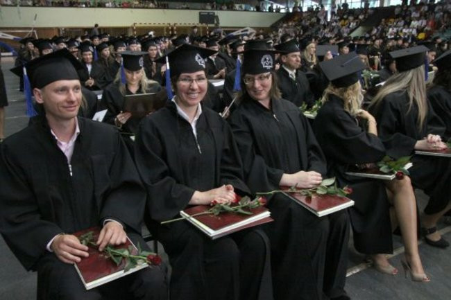 Absolutorium na WSH (zdjęcia)