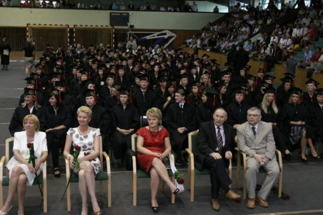 Absolutorium na WSH (zdjęcia)