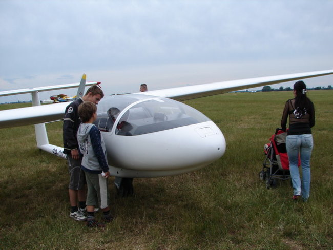 Szybowce niosą Leszno (zdjęcia)