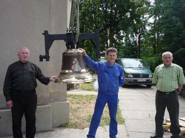 Zabiją dzwony w Wilkowicach (zdjęcia)