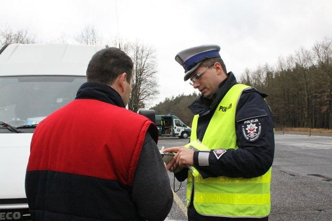 Dziś policja i ITD kontrolują tiry (zdjęcia)