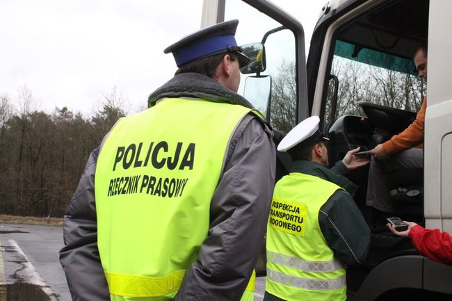 Dziś policja i ITD kontrolują tiry (zdjęcia)
