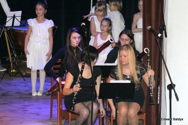 Instrumenty pod choinkę (zdjęcia)