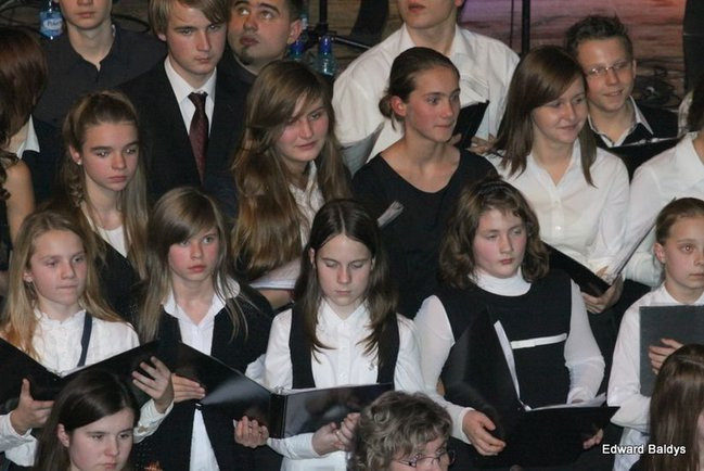 Instrumenty pod choinkę (zdjęcia)