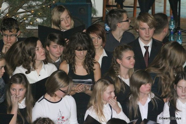 Instrumenty pod choinkę (zdjęcia)