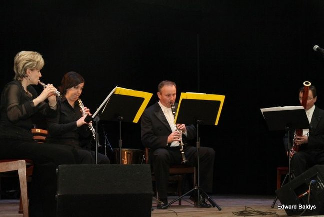 Instrumenty pod choinkę (zdjęcia)