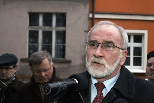 Tablica Solidarności na kamienicy przy Chrobrego 21 (zdjęcia)