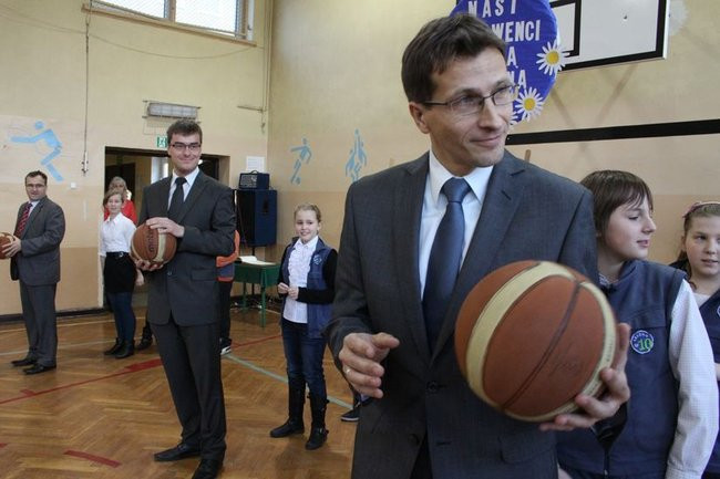 Absolwenci dziesiątki są dumą Leszna (zdjęcia)