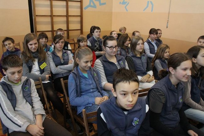 Absolwenci dziesiątki są dumą Leszna (zdjęcia)