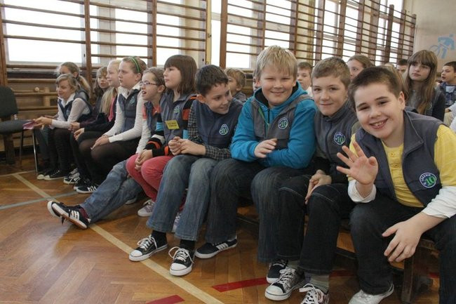 Absolwenci dziesiątki są dumą Leszna (zdjęcia)
