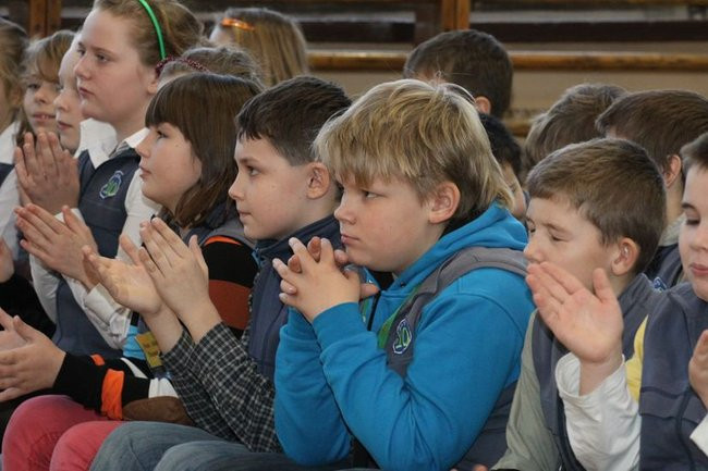 Absolwenci dziesiątki są dumą Leszna (zdjęcia)