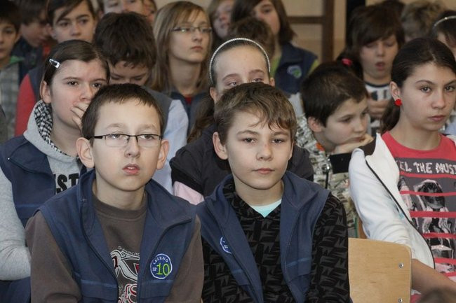 Absolwenci dziesiątki są dumą Leszna (zdjęcia)