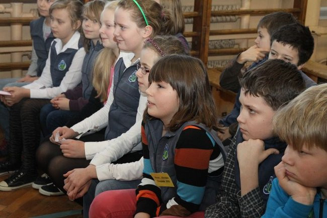 Absolwenci dziesiątki są dumą Leszna (zdjęcia)