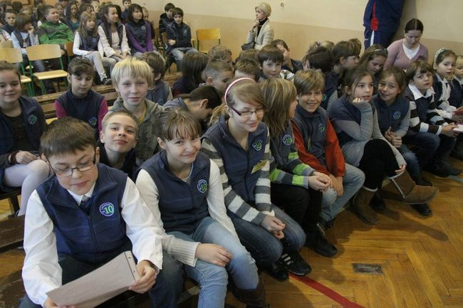 Absolwenci dziesiątki są dumą Leszna (zdjęcia)