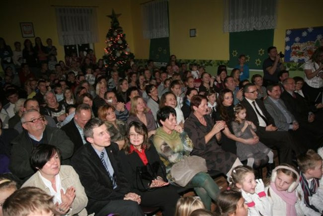Rodzice dzieciom (zdjęcia)