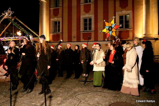 Koncert kolęd na rynku (zdjęcia)