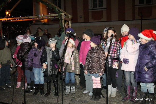 Koncert kolęd na rynku (zdjęcia)