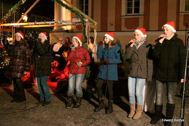 Koncert kolęd na rynku (zdjęcia)