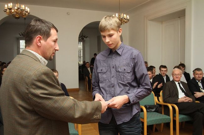 Młodzież w ratuszu (zdjęcia)