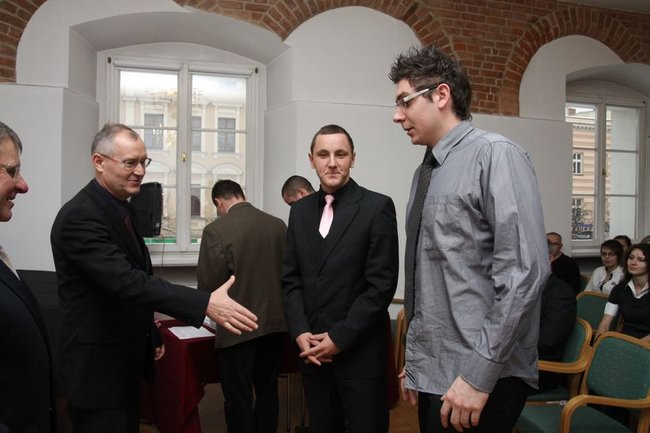 Młodzież w ratuszu (zdjęcia)