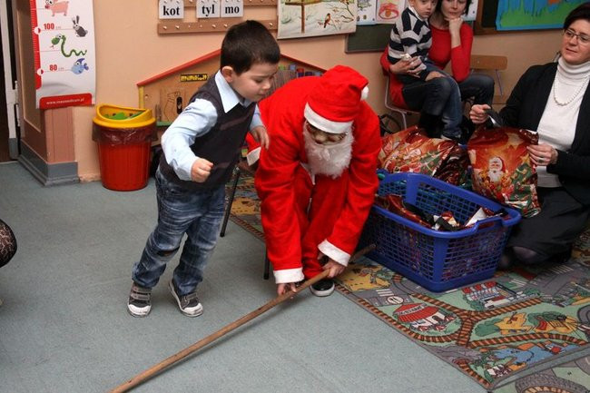 Gwiazdor odwiedził przedszkole w Kątach (zdjęcia)