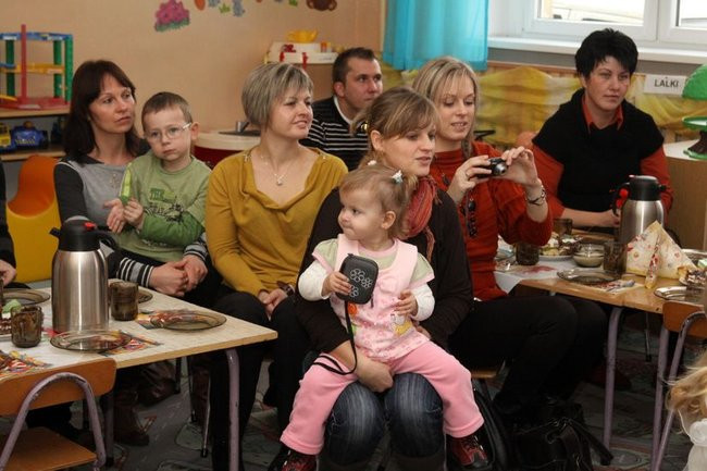 Gwiazdor odwiedził przedszkole w Kątach (zdjęcia)