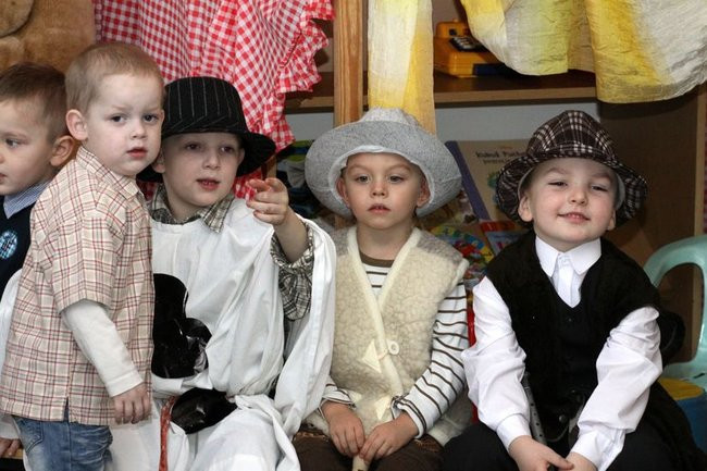 Gwiazdor odwiedził przedszkole w Kątach (zdjęcia)