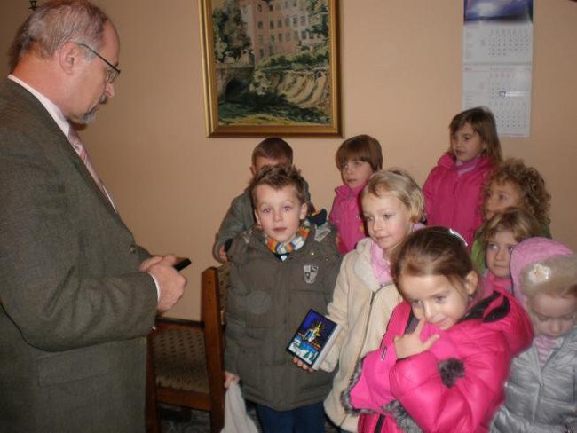 Dzieci z Rydzyny odwiedziły burmistrza (zdjęcia)