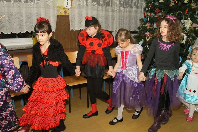Przebierańcy w SP 9 w Lesznie (zdjęcia)