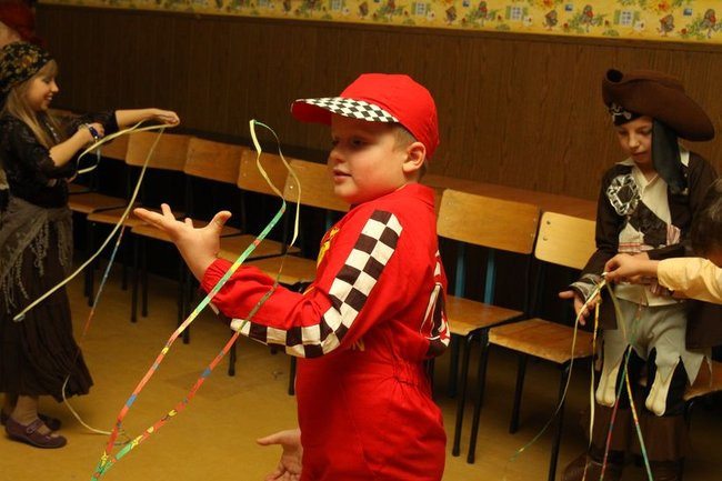 Przebierańcy w SP 9 w Lesznie (zdjęcia)