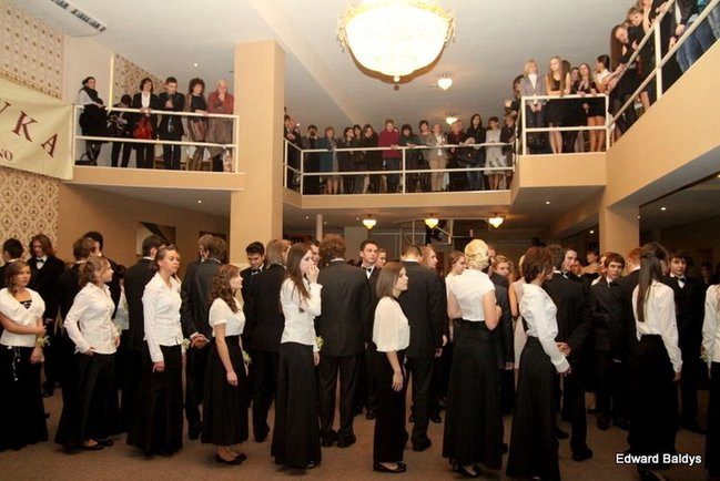 Studniówka I LO w Finezji (dużo zdjęć)