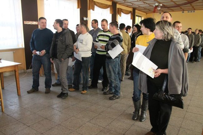 Długa kolejka do oddawania krwi (zdjęcia)