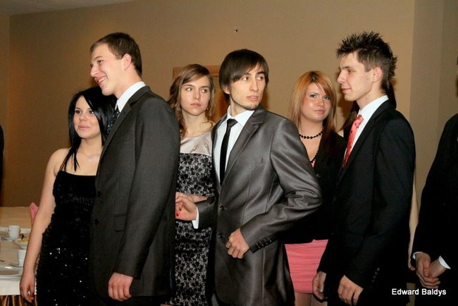 Studniówka Zespołu Szkół Technicznych (zdjęcia)