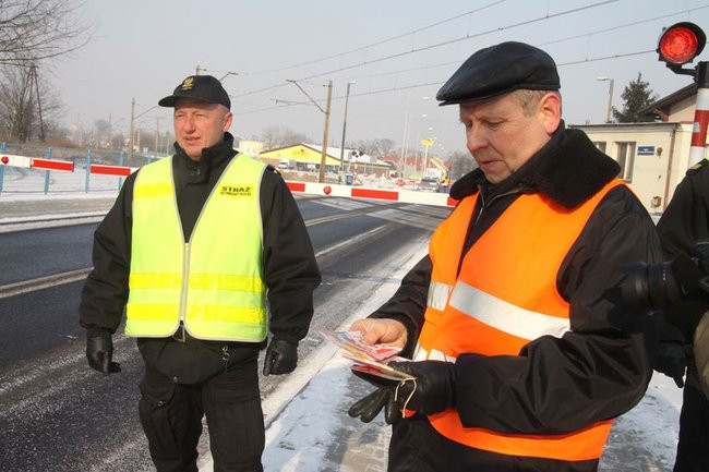 Bezpieczny przejazd w Zaborowie (dźwięk i zdjęcia)