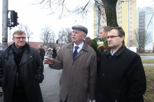 Upamiętnili Żołnierzy Wyklętych (zdjęcia)