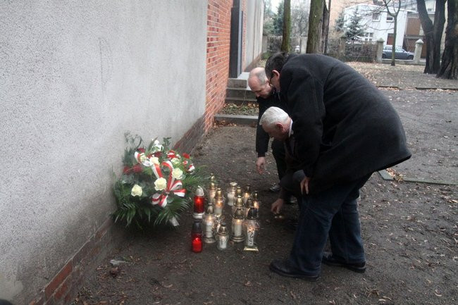 Upamiętnili Żołnierzy Wyklętych (zdjęcia)