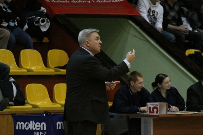 Lider przegrał w Trapezie (zdjęcia)