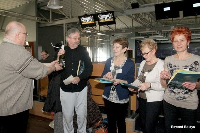 Turniej bowlingu UTW w Lesznie (zdjęcia)