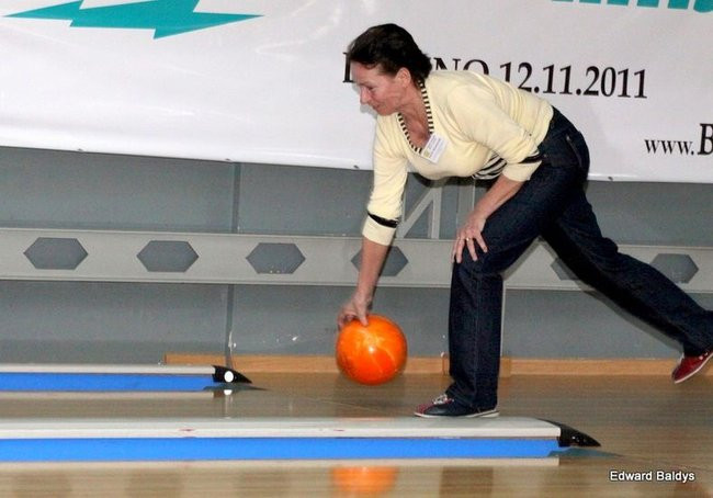 Turniej bowlingu UTW w Lesznie (zdjęcia)